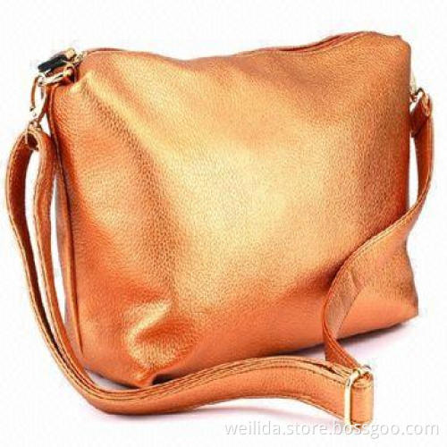 PU shoulder bag with a removable shoulder strap